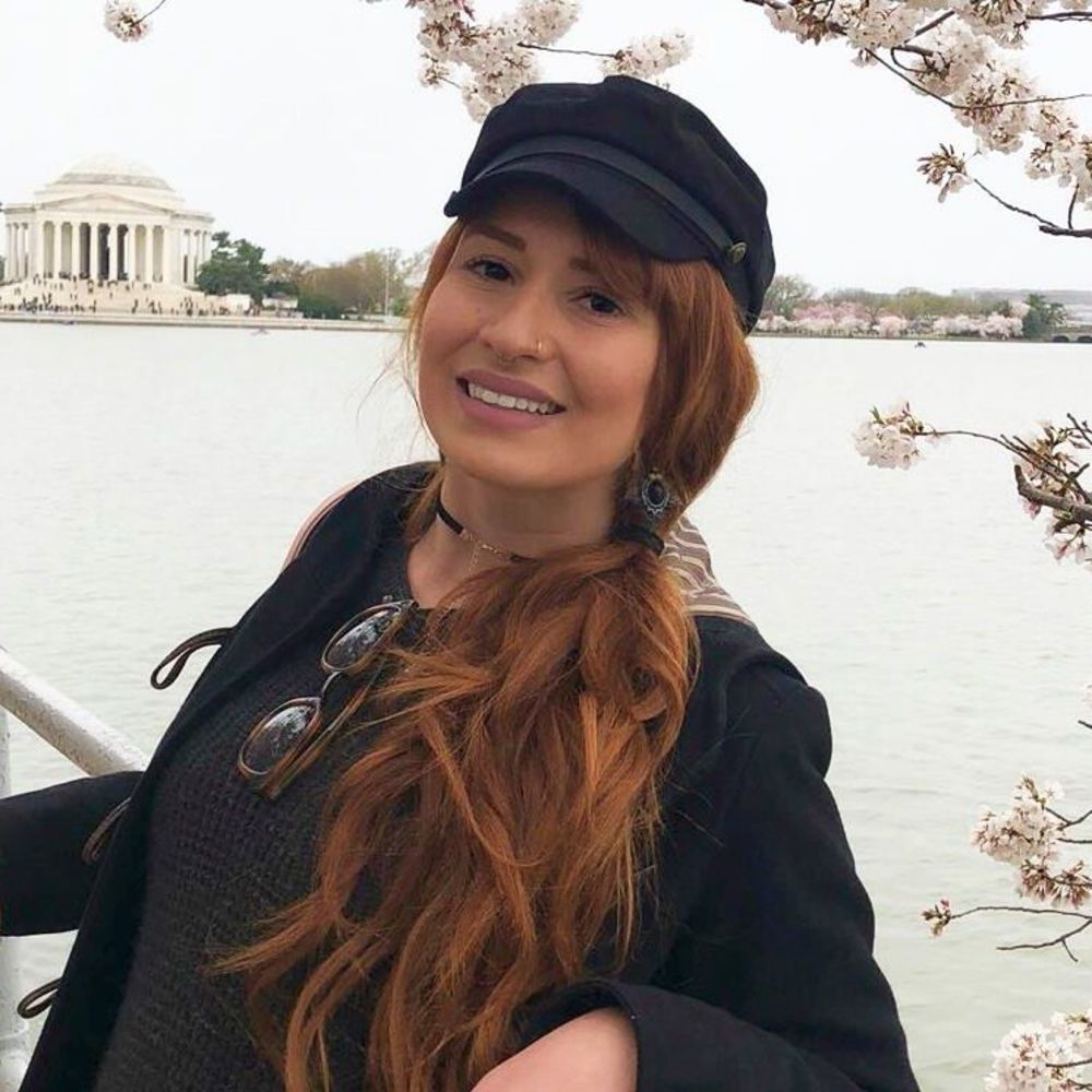 Meet your Posher, Danielle